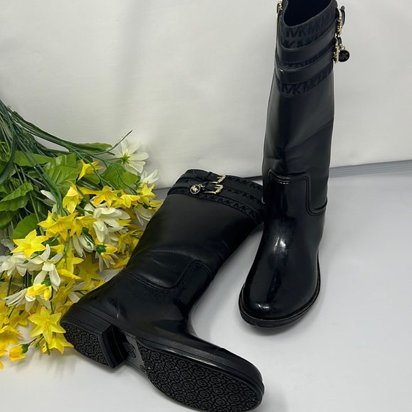 Michael Kors Della Rain Boots Size 4 - Picture 1 of 7